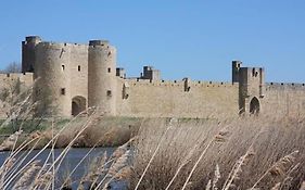 Chambre à 500 m des remparts